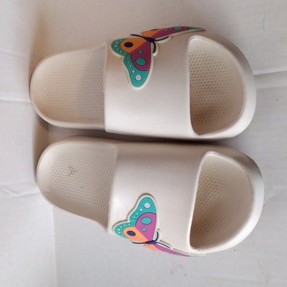 EVA Butterfly Slides - Picture 2 of 8